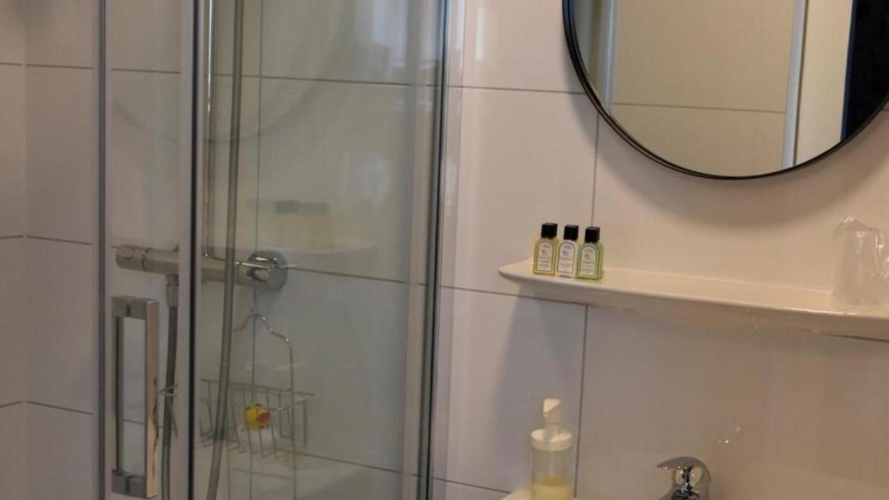 De Gusto Bed & Breakfast Schiedam Bagian luar foto